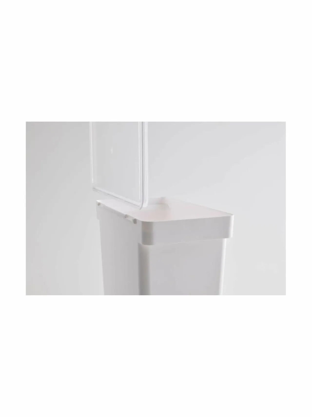 Säilytys<Yamazaki Tower-lemmikinruokalaatikko 25 l WHITE