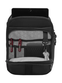 Laukut<Victorinox Travel Gear Travel Companion -olkalaukku 6 l MUSTA