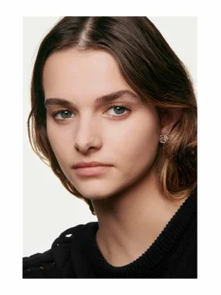 Kasvot<CHANEL ULTRA LE TEINT Ultrawear All Day Comfort Flawless Finish Compact Foundation