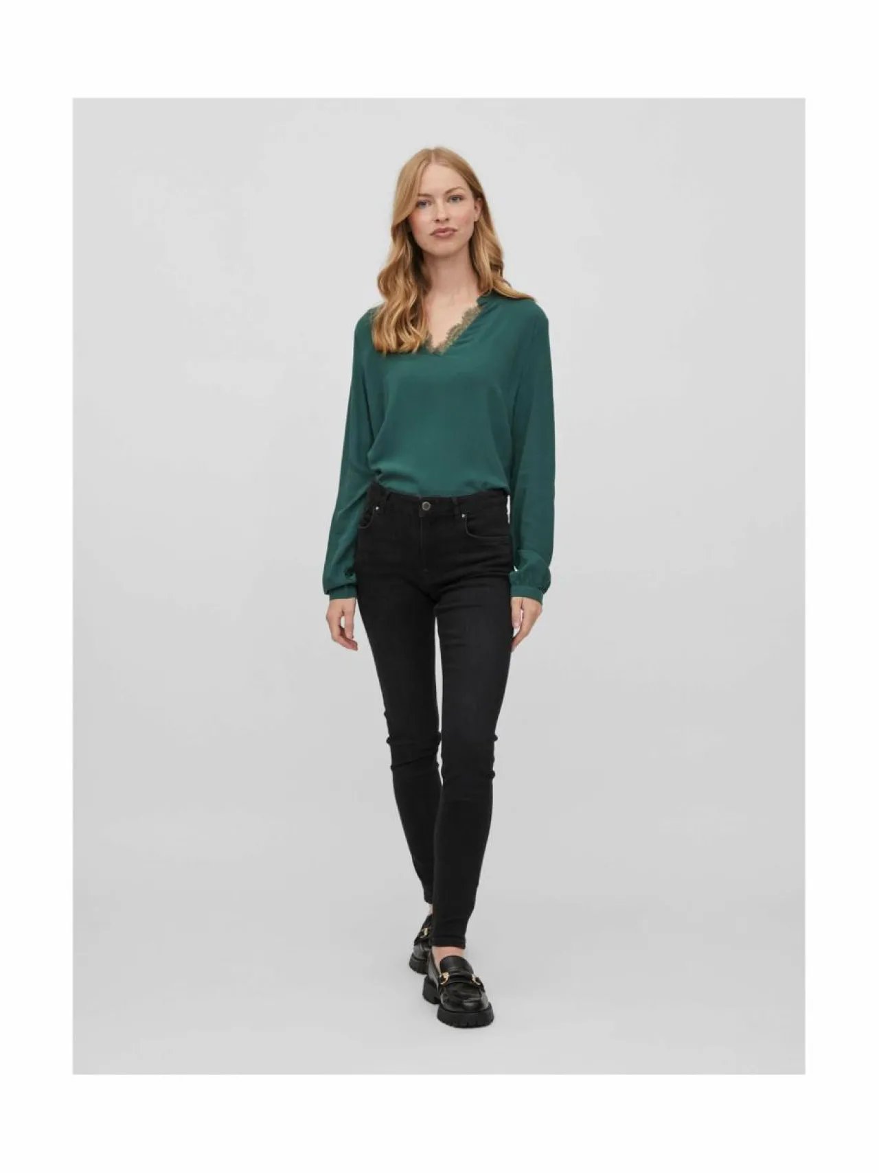 Farkut<Vila Visarah skinny -farkut BLACK