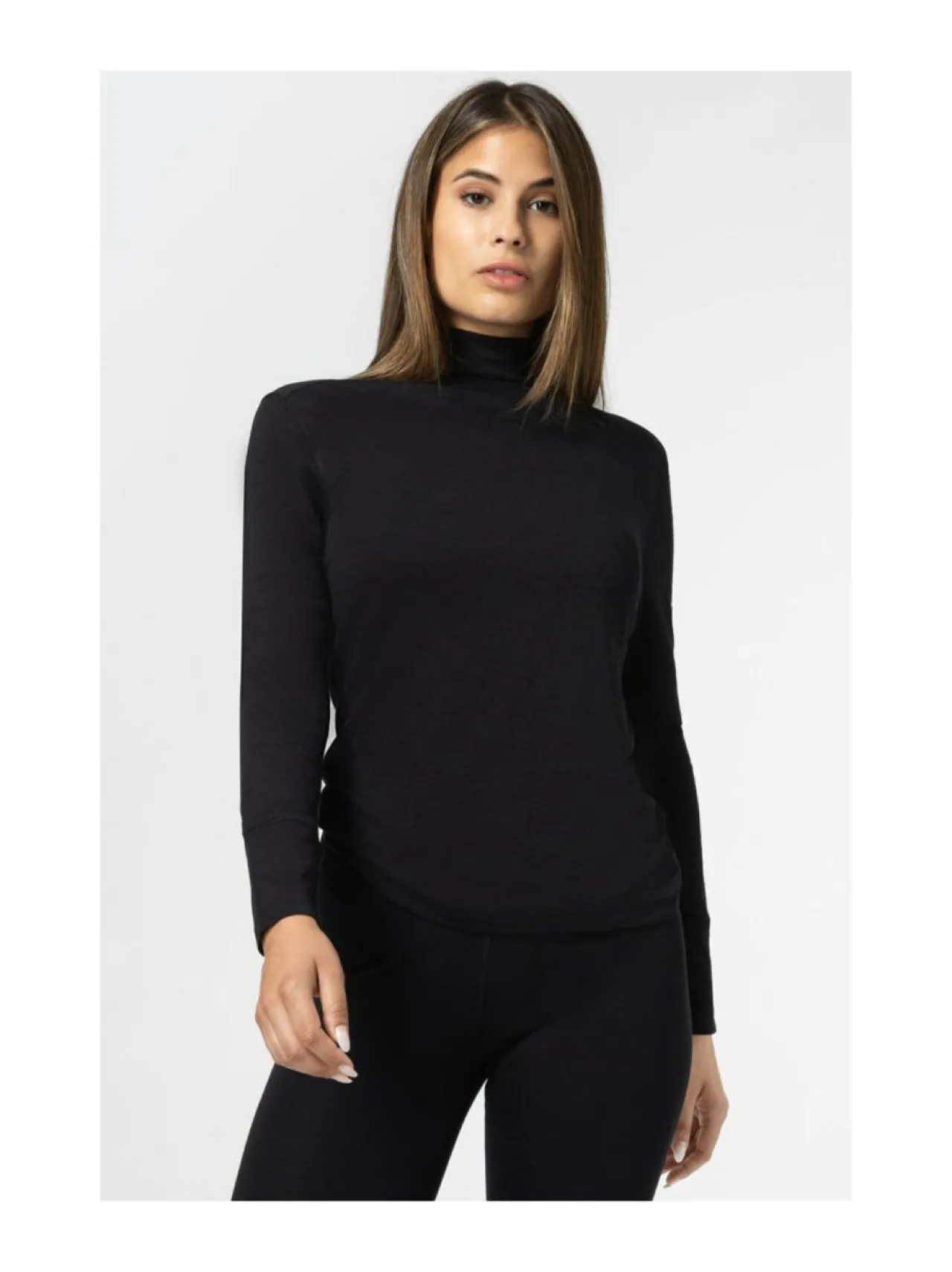 Urheiluliivit & -Kerrastot<super.natural W TUNDRA175 TURTLENECK JET BLACK