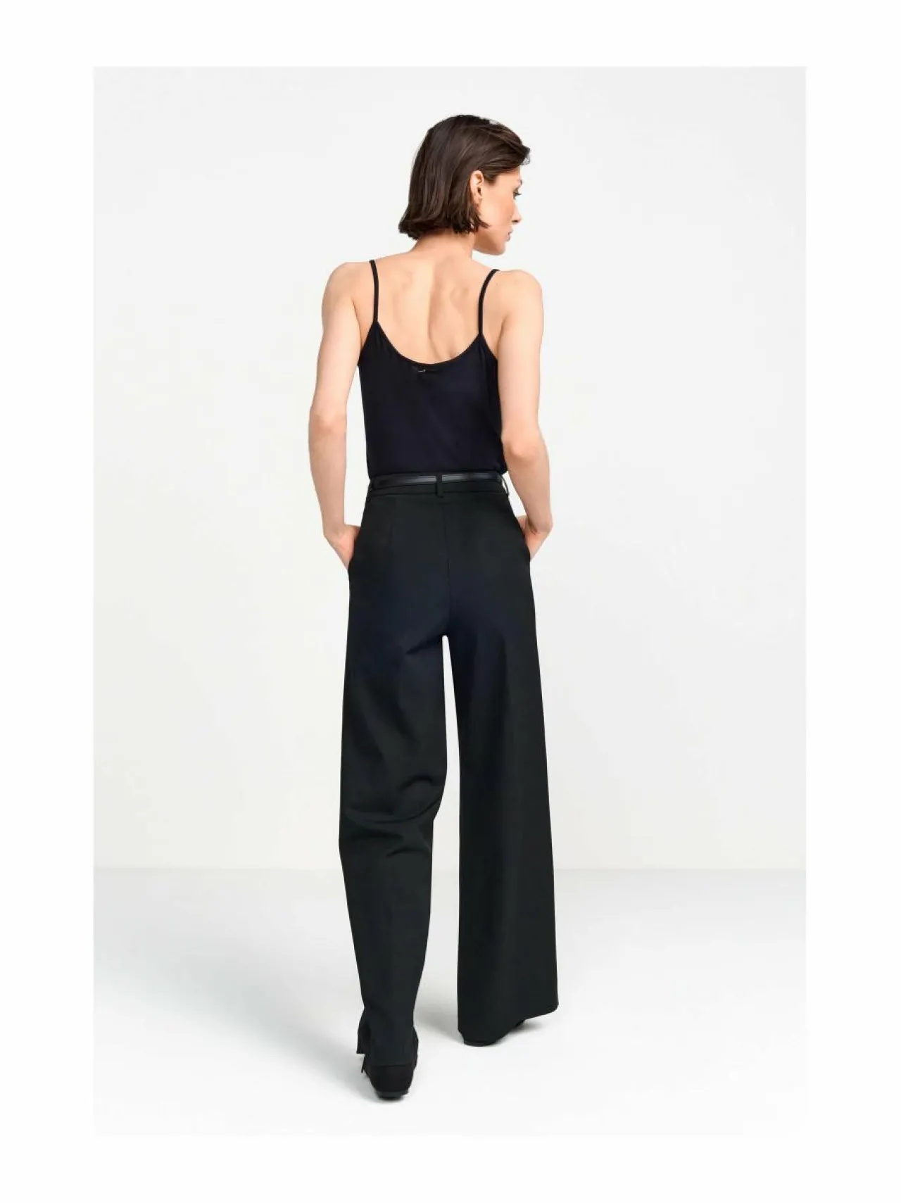 Housut<rich & royal Wide Leg -prässihousut 890 BLACK