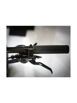 Polkupyörät & Pyöräilytarvikkeet<Insera X2600 26 24-V maastopyörä 48cm