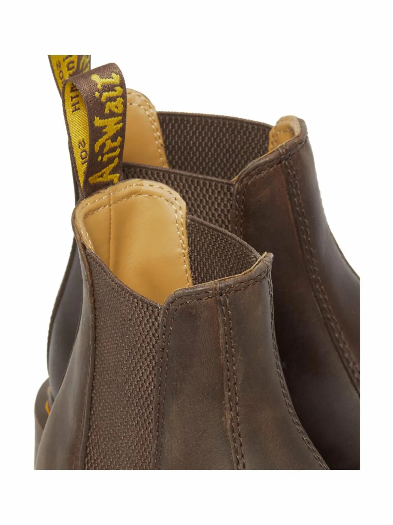Nilkkurit<Dr. Martens Yellow Stitch Crazy Horse Chelsea -bootsit DARK BROWN