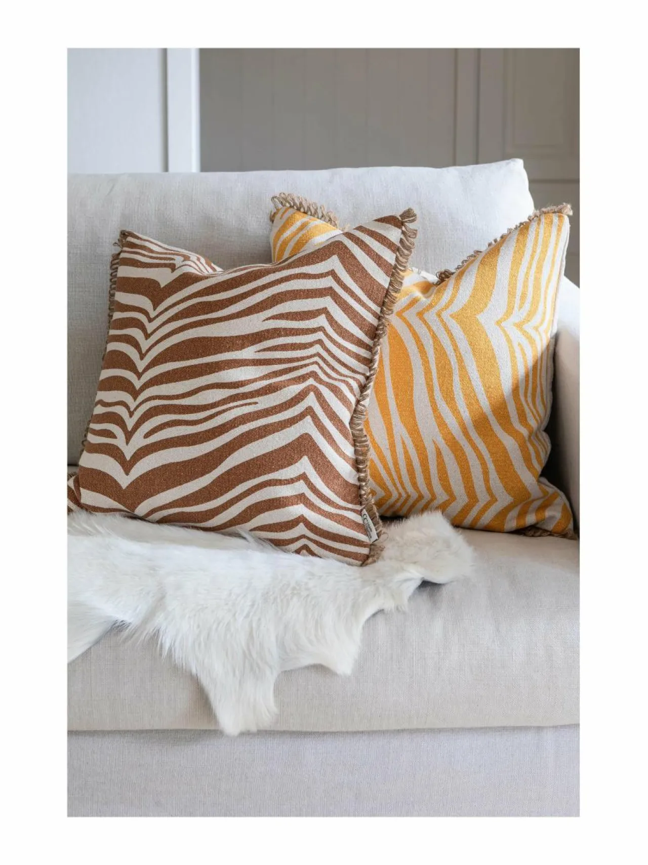 Classic Collection Zebra-sisustustyyny 50 x 50 cm^ Sisustustyynyt